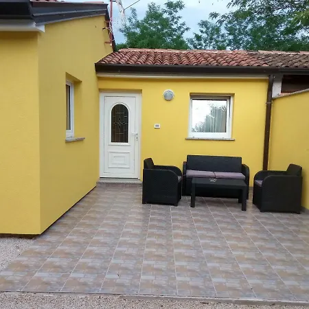 Mara * Umag