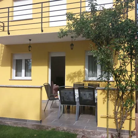 Apartment Mara *